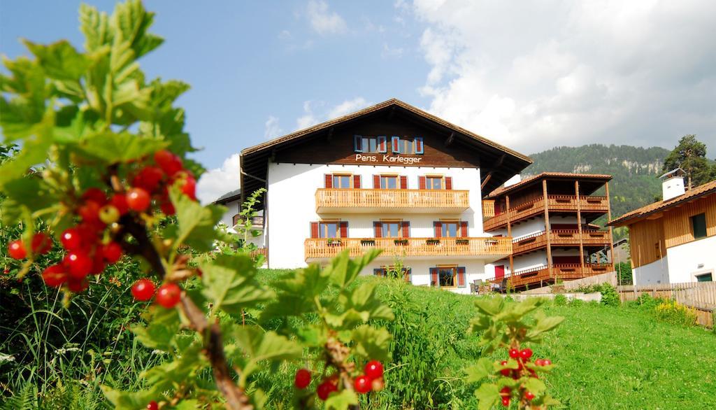 Garni Karlegger Bed and Breakfast Siusi Eksteriør billede